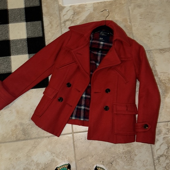 Thick double lined warm American eagle outfitters red pea coat - Picture 3 of 9